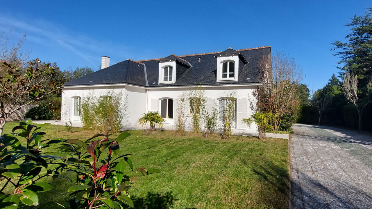 maison 9 pièces 353 m2 à louer à Ballan-Miré (37510)