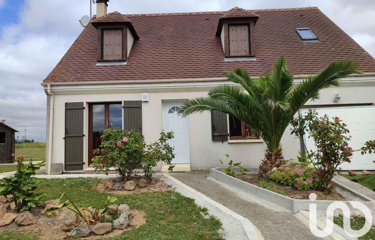 maison 7 pièces 120 m2 à vendre à Trizay-Lès-Bonneval (28800)