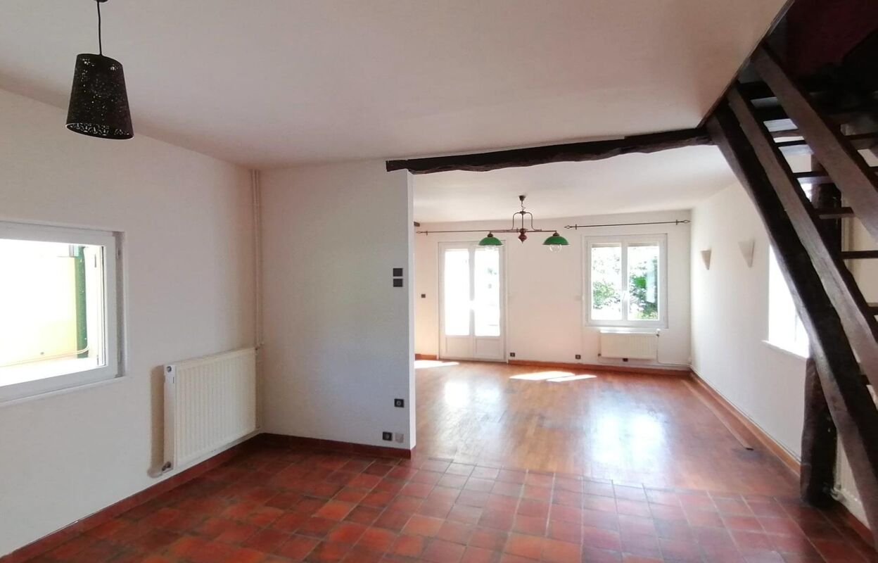 maison 6 pièces 105 m2 à vendre à La Ville-du-Bois (91620)