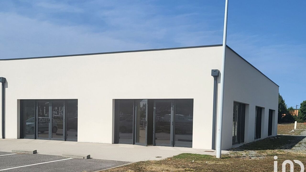 commerce  pièces 236 m2 à vendre à Magné (79460)