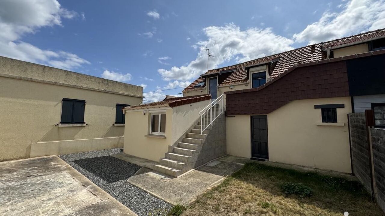 immeuble  pièces 150 m2 à vendre à Bernières-sur-Mer (14990)