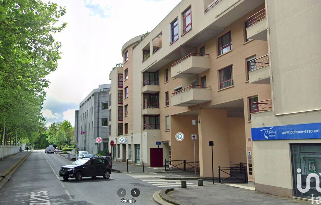 appartement 2 pièces 53 m2 à vendre à Évry (91000)