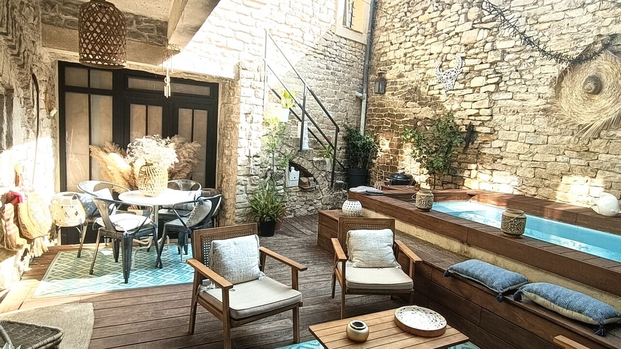 maison 9 pièces 255 m2 à vendre à Calvisson (30420)