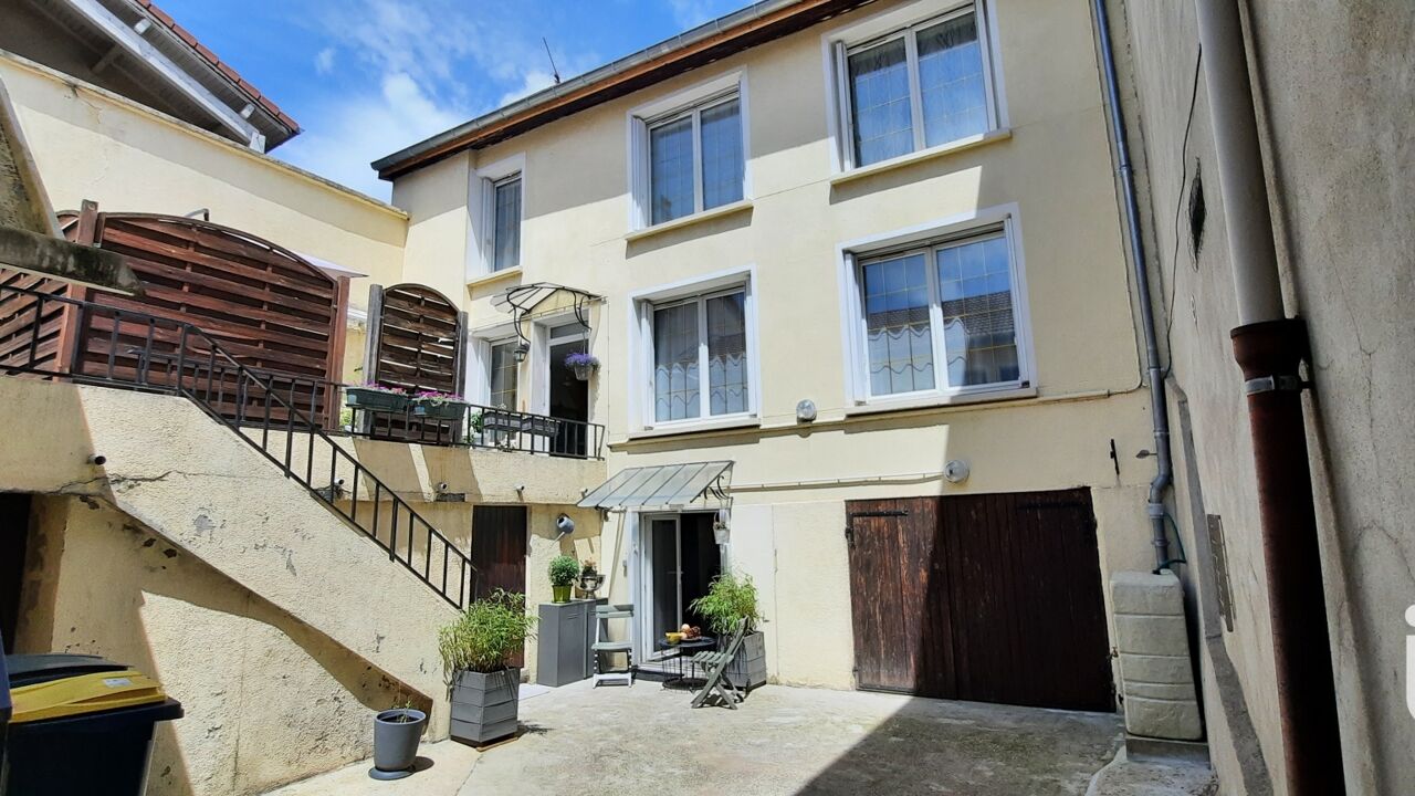 maison 5 pièces 110 m2 à vendre à Saint-Étienne (42000)