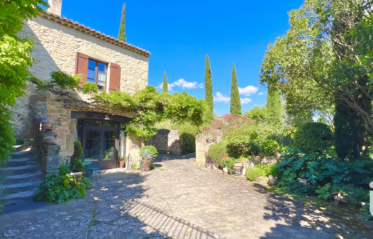 maison 6 pièces 171 m2 à vendre à Saint-Gervais (30200)