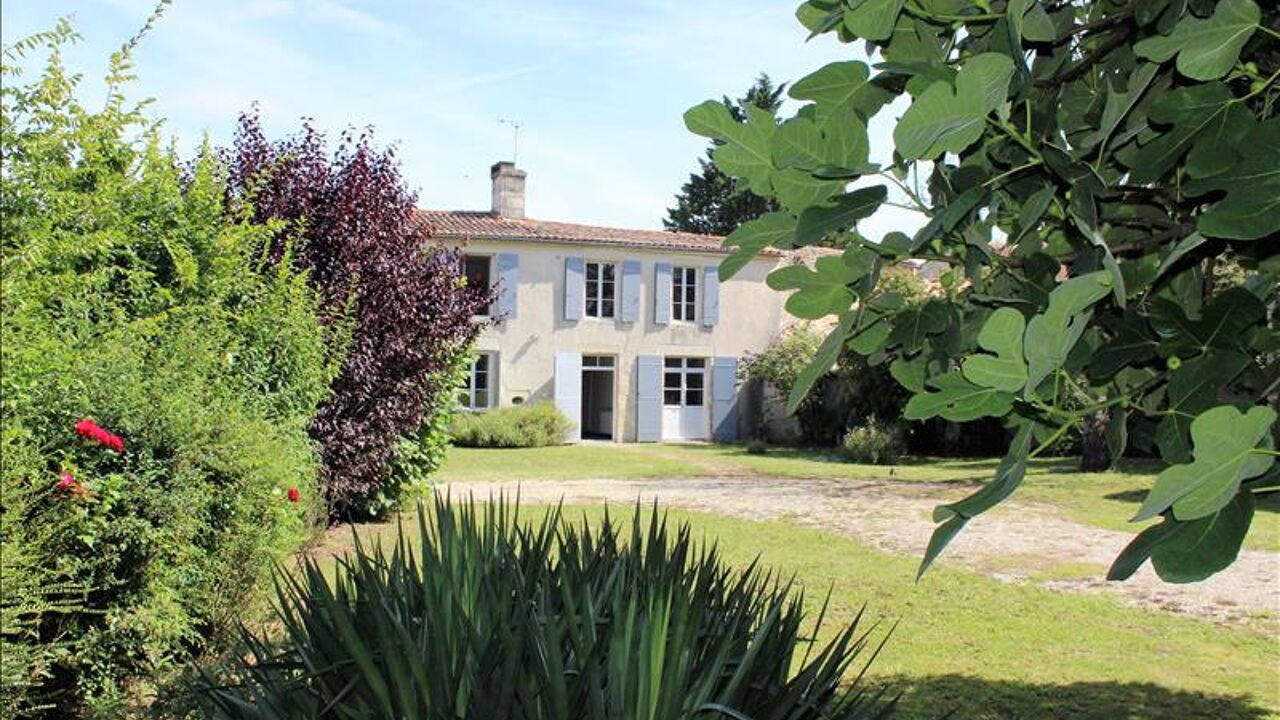 maison 5 pièces 109 m2 à vendre à Val-du-Mignon (79210)