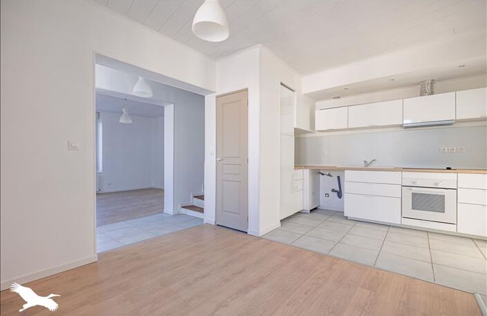 Maison de bourg de 5 pièces principales — photo 2