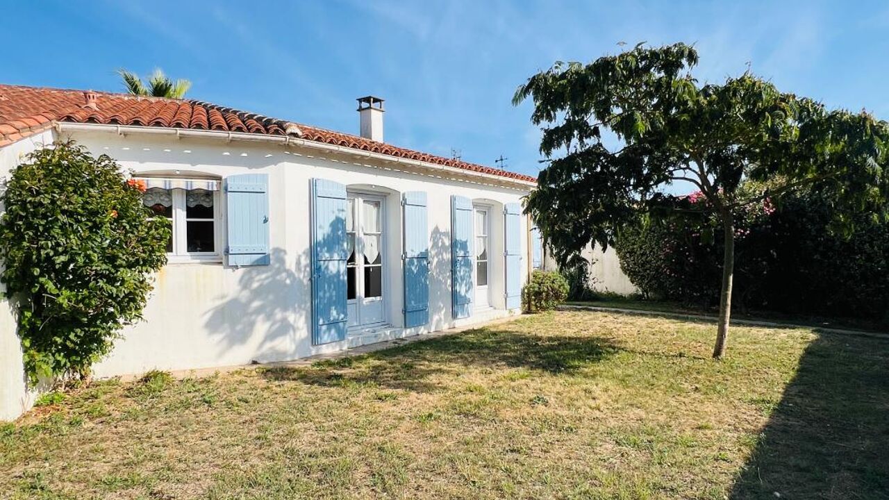 maison 4 pièces 106 m2 à vendre à Rivedoux-Plage (17940)