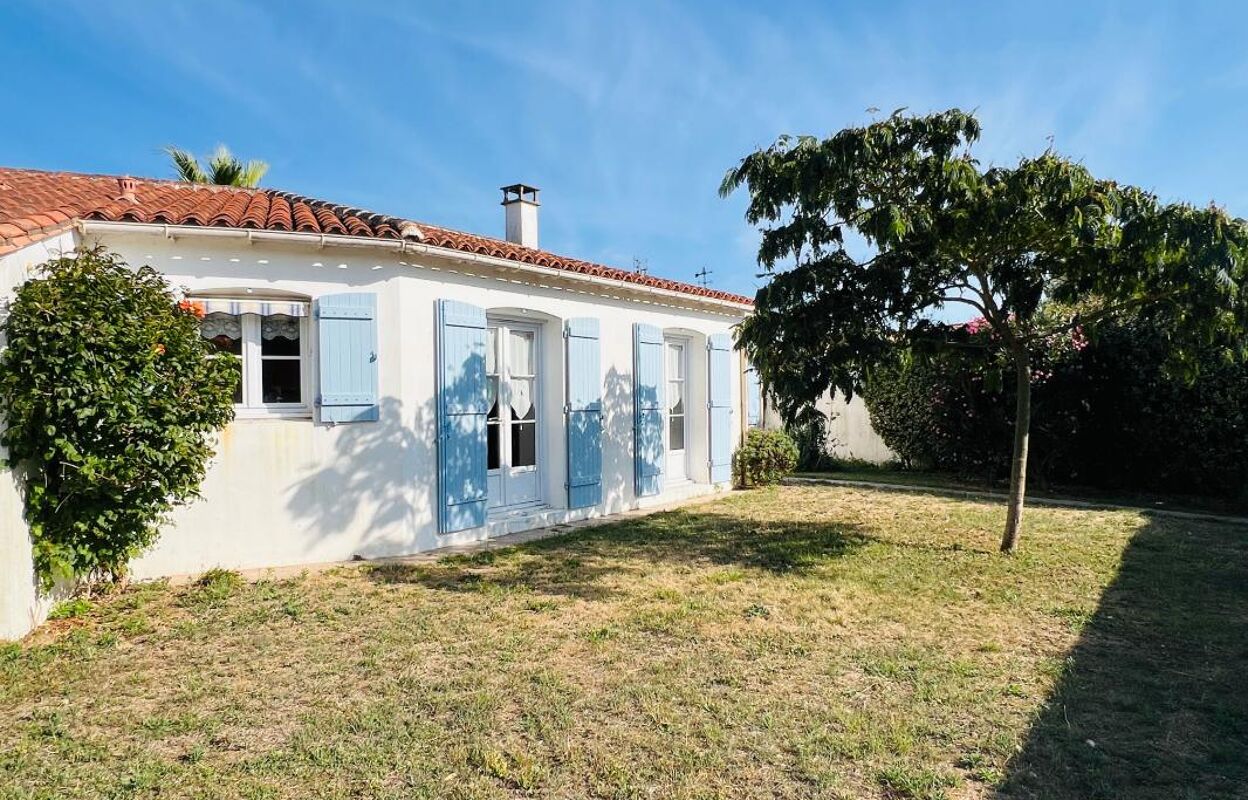 maison 4 pièces 106 m2 à vendre à Rivedoux-Plage (17940)