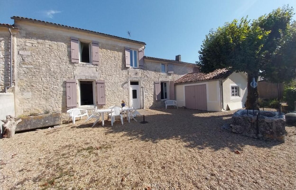 maison 4 pièces 186 m2 à vendre à Montpellier-de-Médillan (17260)