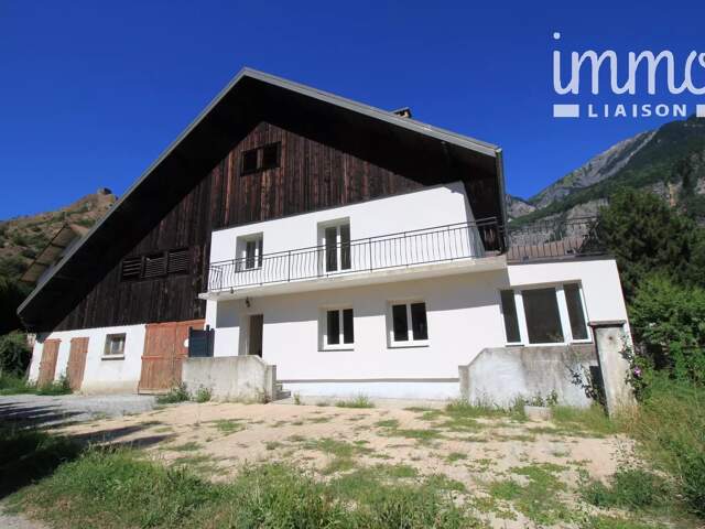 Maison et terrain — photo du bien