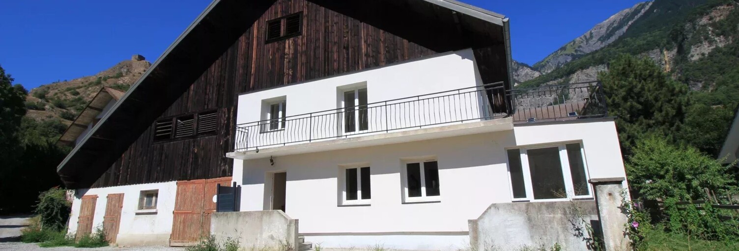 Maison 10 Pièces 180 m² à vendre à La Tour-en-Maurienne (73300)