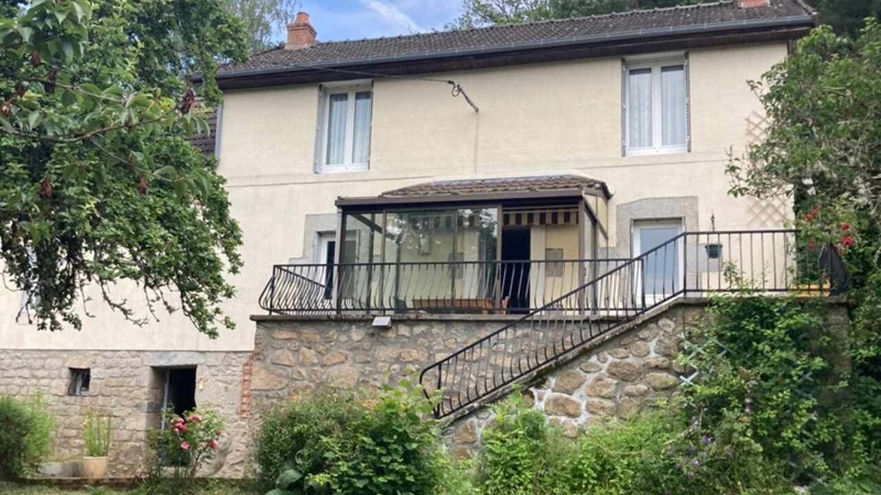 maison 4 pièces 110 m2 à vendre à Moutier-Rozeille (23200)