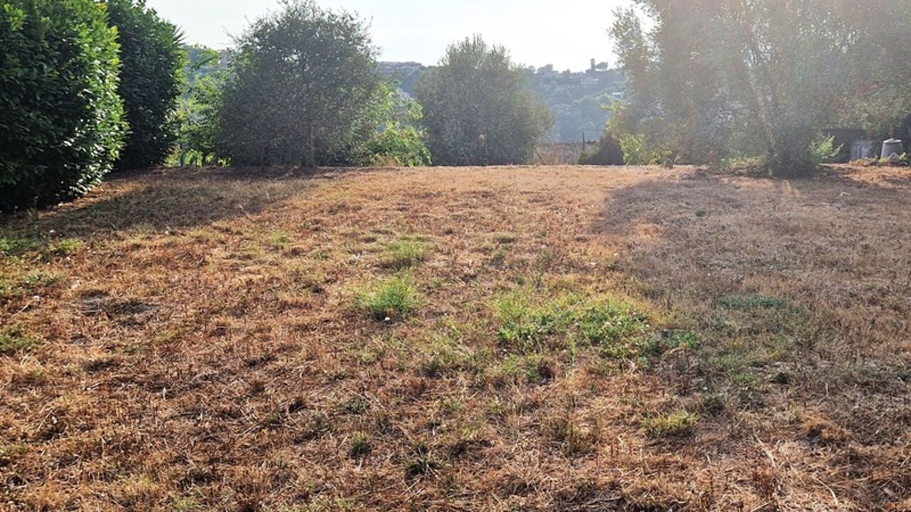 terrain  pièces 800 m2 à vendre à Nice (06200)