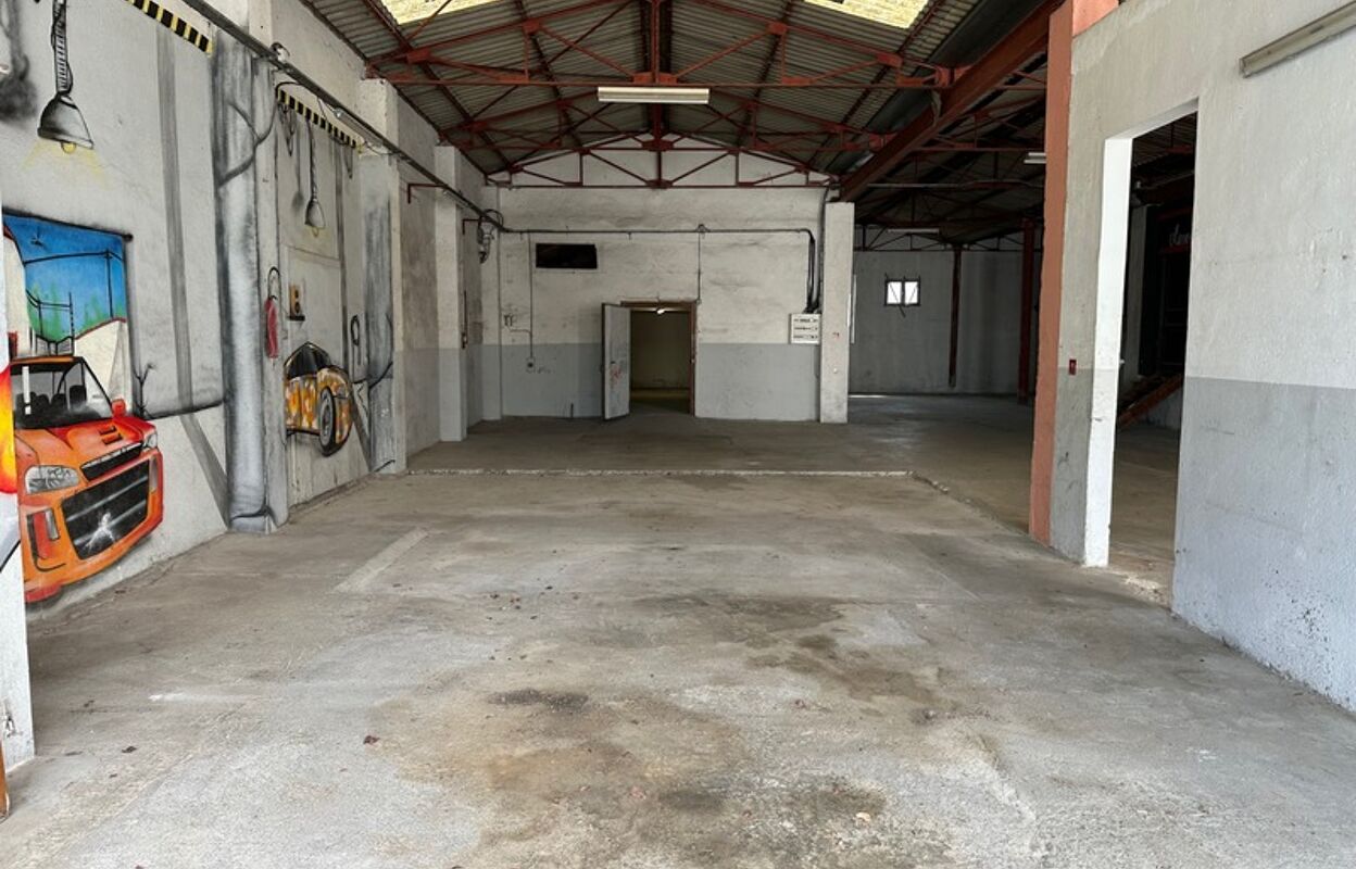 bureau 10 pièces 880 m2 à vendre à Séméac (65600)