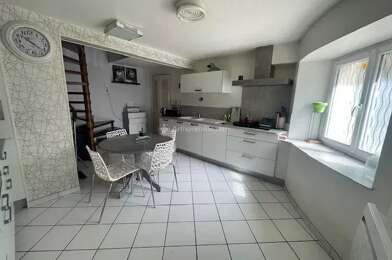 Immeuble  107000 €