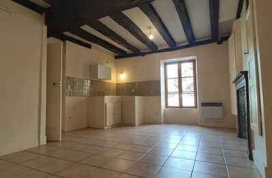 location appartement 410 € CC /mois à proximité de Concriers (41370)