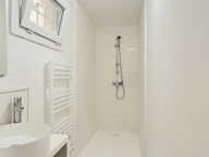 A VENDRE APPARTEMENT DE TYPE 2 LOUE- SECTEUR BORDEAUX VICTOIRE / CAPUCINS — photo 4