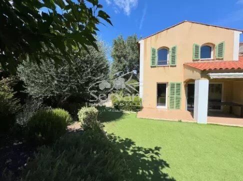 Roquebrune-sur-Argens Maison 5 pièces 98 m²