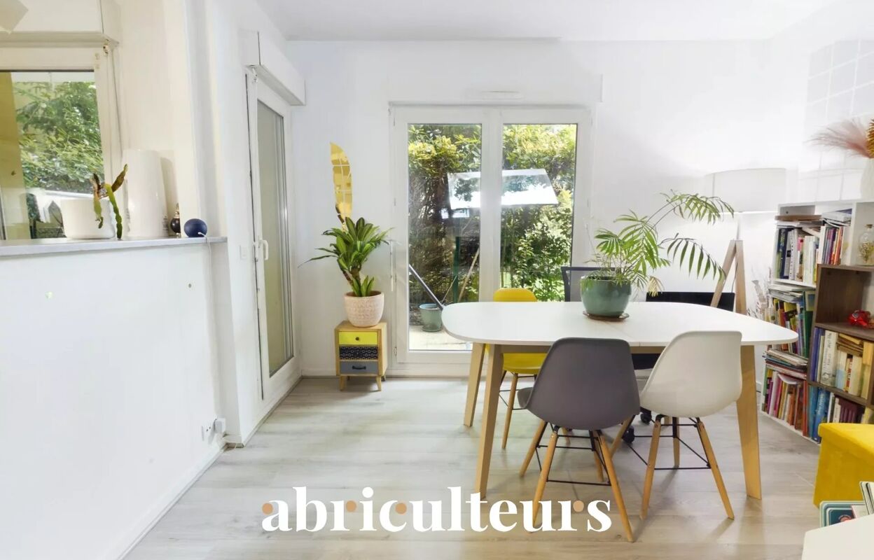 appartement 2 pièces 49 m2 à vendre à Suresnes (92150)