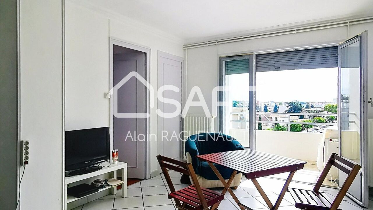 appartement 4 pièces 68 m2 à vendre à Lyon 8 (69008)