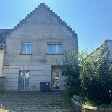 Maison  192000 €