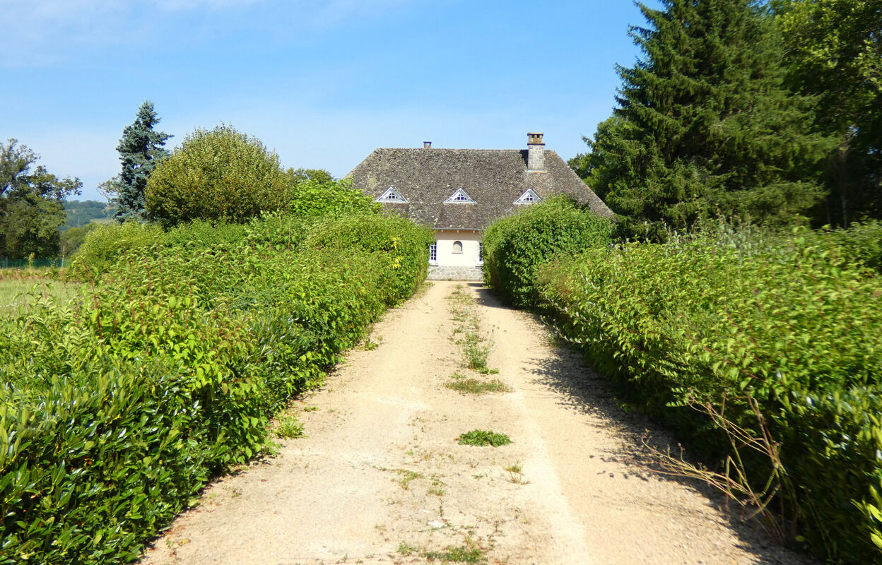 maison 5 pièces 165 m2 à vendre à Aurillac (15000)