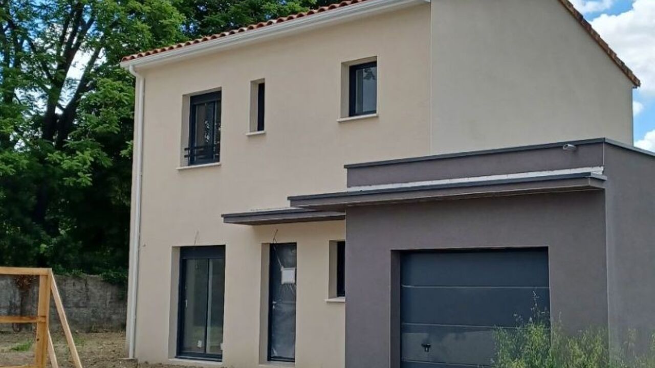 maison 4 pièces 92 m2 à vendre à Montélimar (26200)