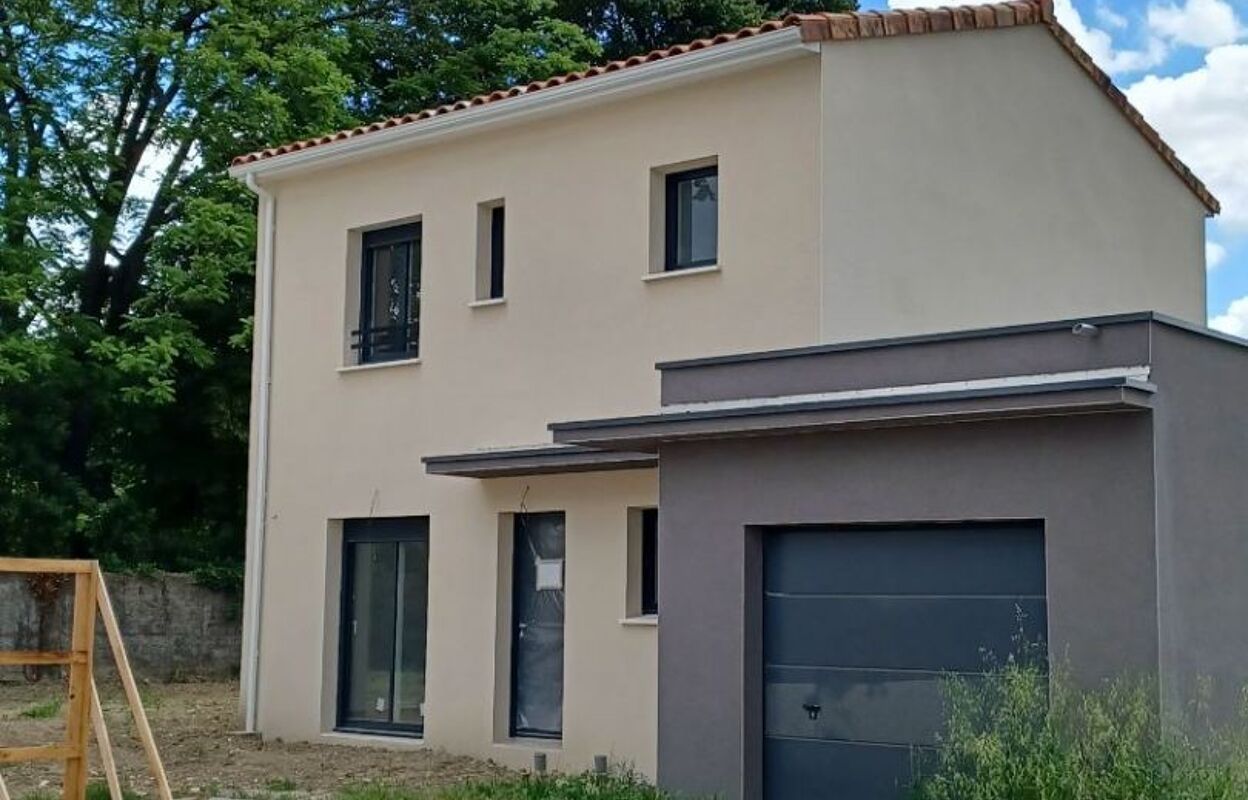 maison 4 pièces 92 m2 à vendre à Montélimar (26200)