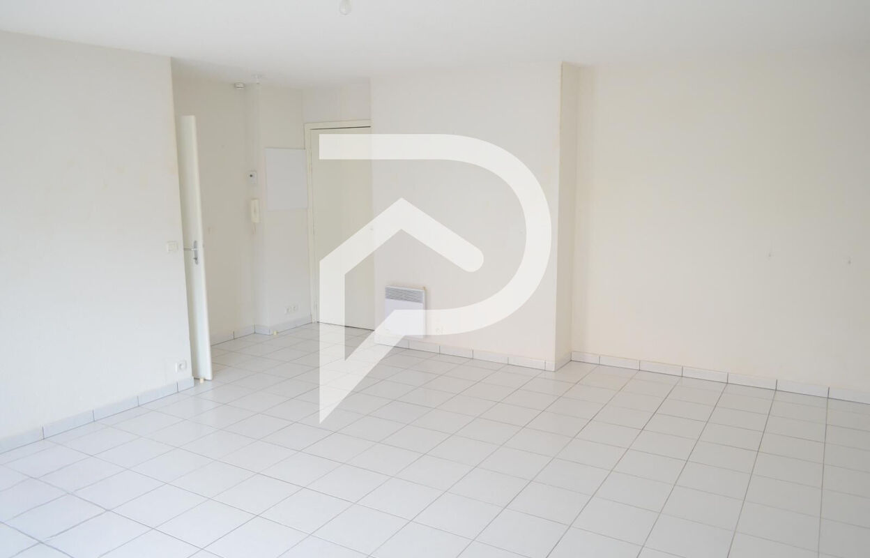 appartement 2 pièces 49 m2 à vendre à Salies-de-Béarn (64270)