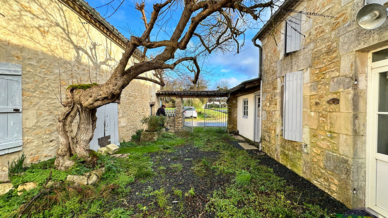 maison 6 pièces 171 m2 à vendre à Luchat (17600)