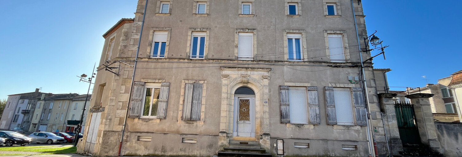 Immeuble  423 m² à vendre à Sainte-Livrade-sur-Lot (47110)