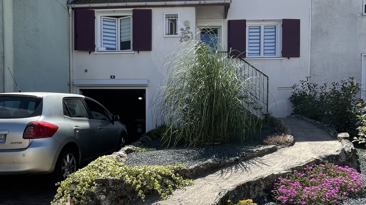 maison 6 pièces 110 m2 à vendre à Parthenay (79200)