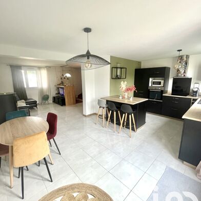 Maison 5 pièces 77 m²