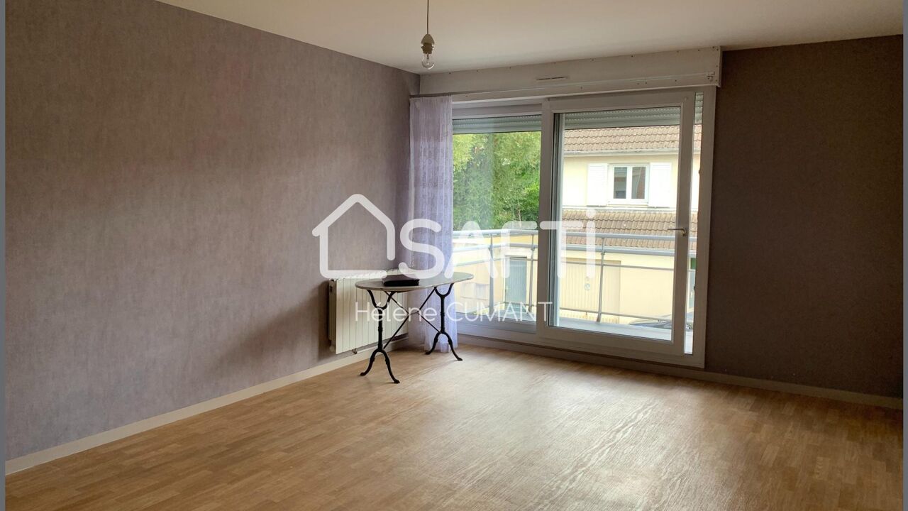 appartement 2 pièces 51 m2 à vendre à Lisieux (14100)