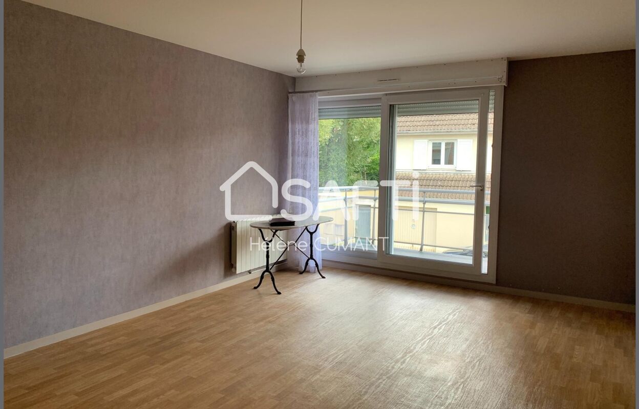 appartement 2 pièces 51 m2 à vendre à Lisieux (14100)