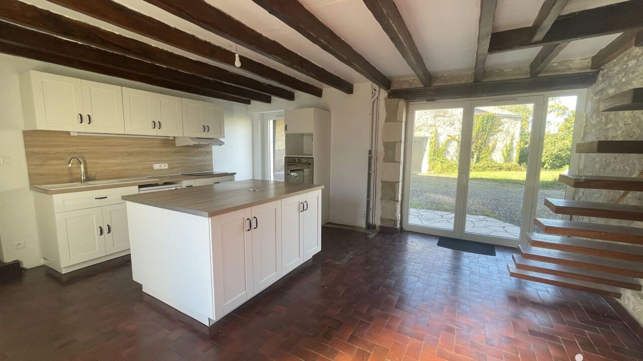 maison 9 pièces 209 m2 à vendre à Champigny en Rochereau (86170)