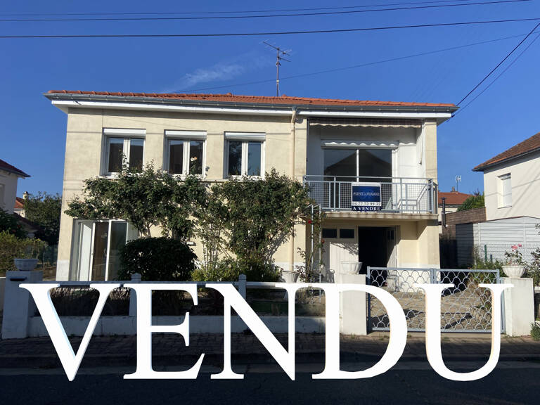 Le Coteau, maison de ville des années 70 sur 400m2 de terrai — photo 1