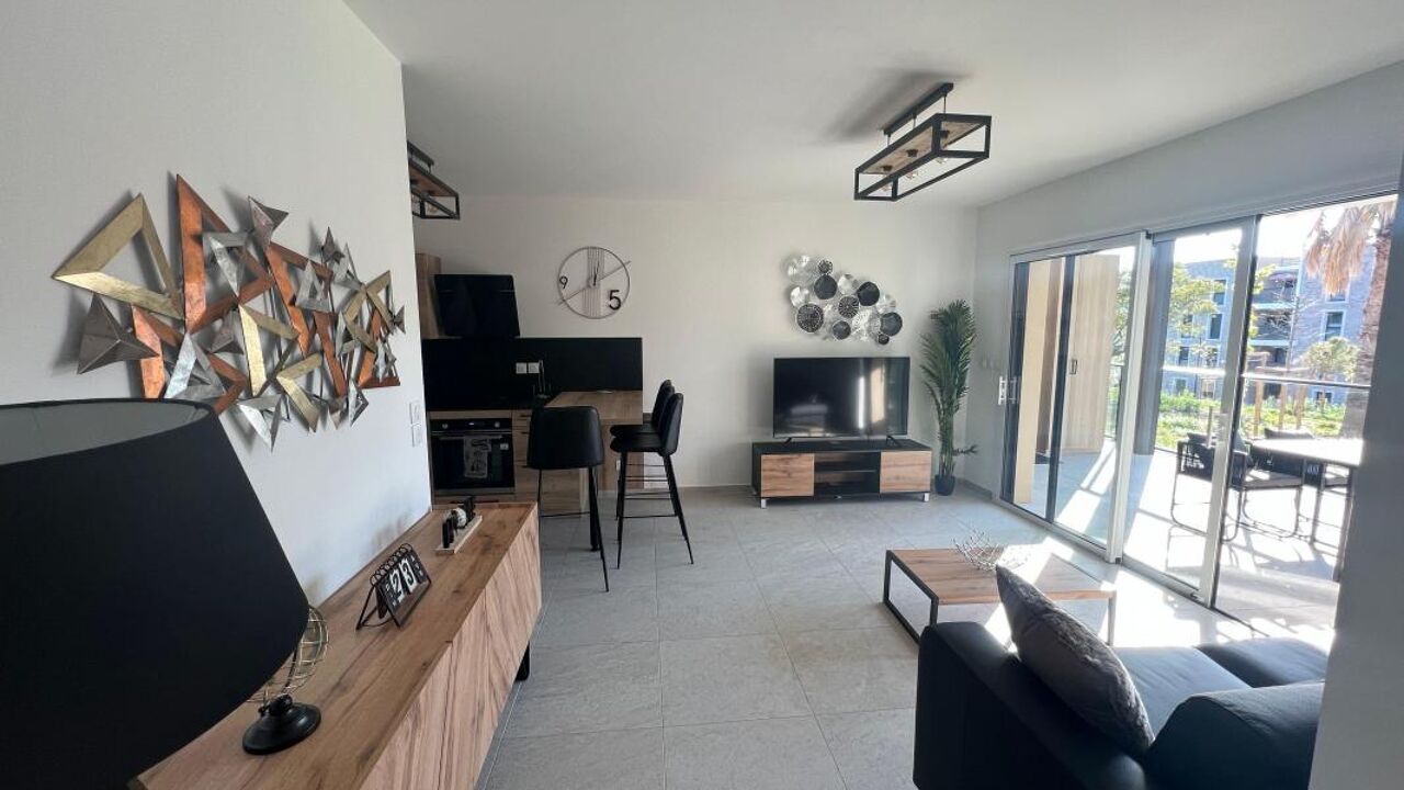 appartement 2 pièces 48 m2 à vendre à Saint-Mandrier-sur-Mer (83430)