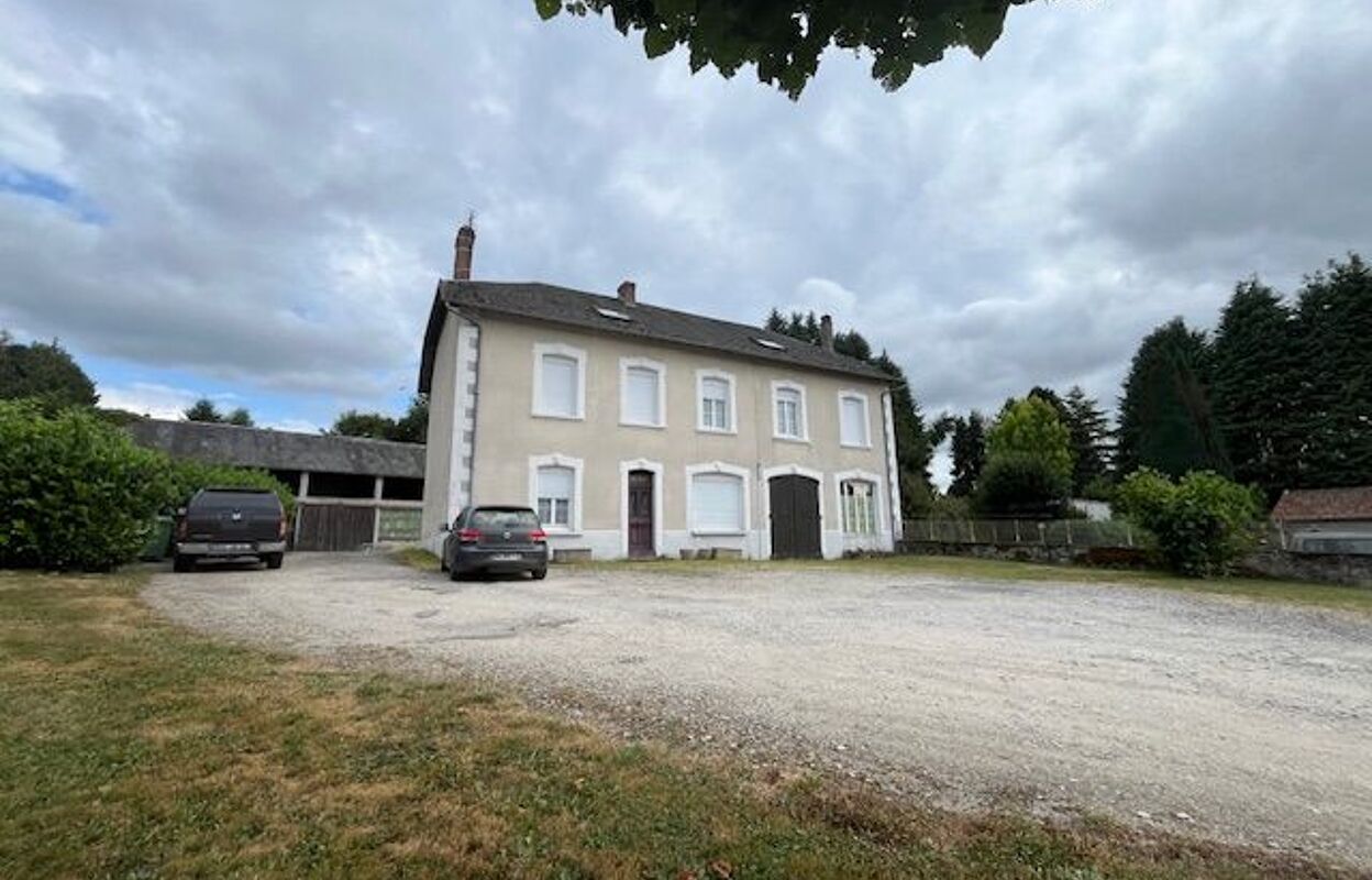 maison 7 pièces 230 m2 à vendre à Châteauneuf-la-Forêt (87130)