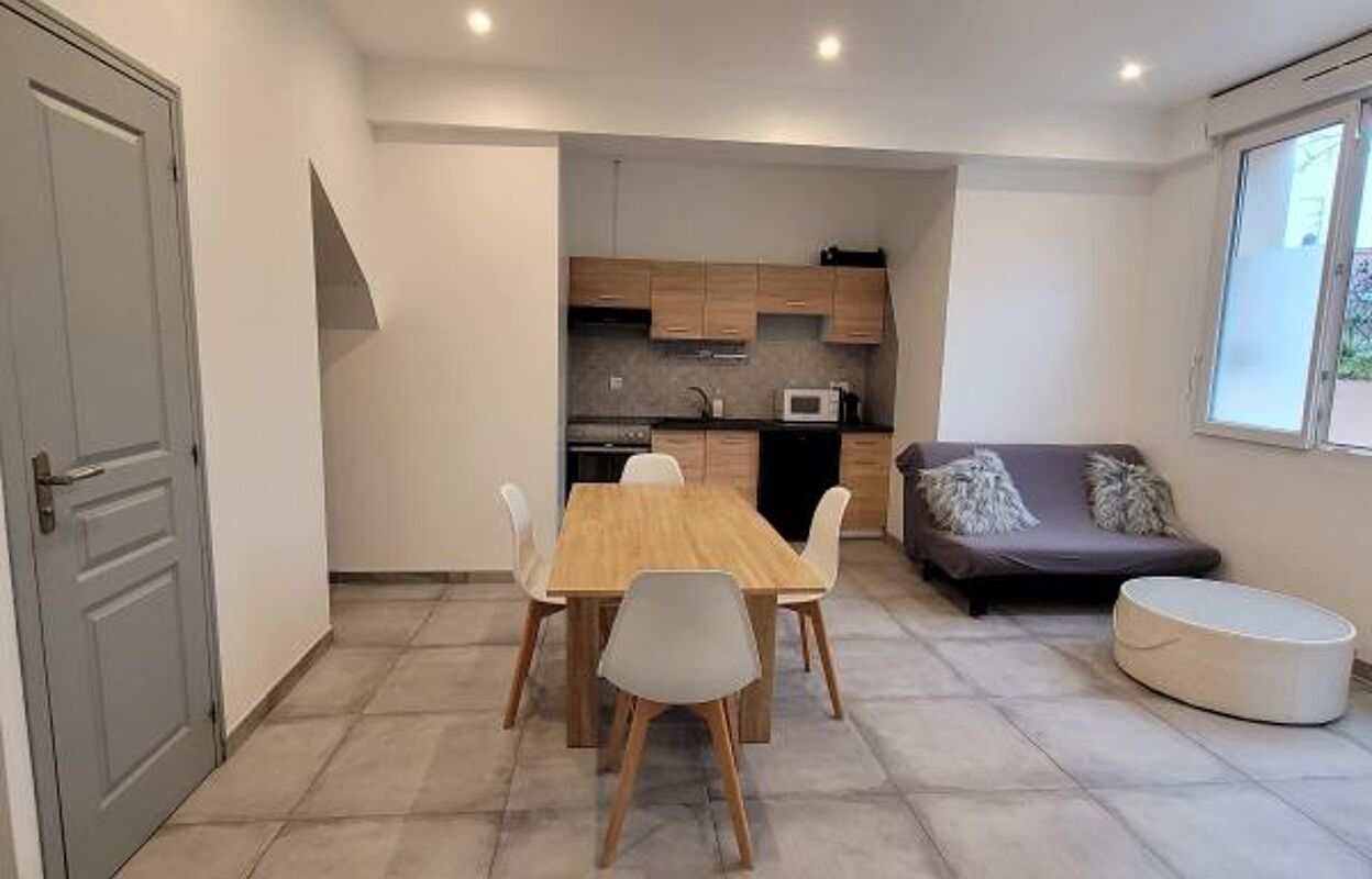 maison 10 pièces 223 m2 à vendre à Thoiry (01710)