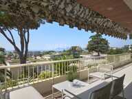 Appartement 5 pièces entièrement rénové avec vue mer panoramique — photo 2