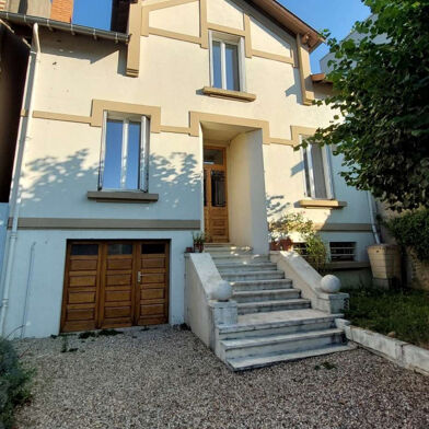 Maison 7 pièces 177 m²