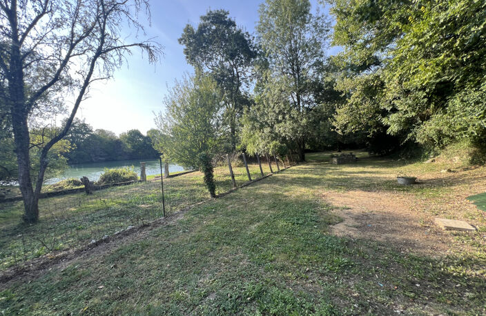 MAISON DE VACANCES AU BORD DE L'EAU — photo 2
