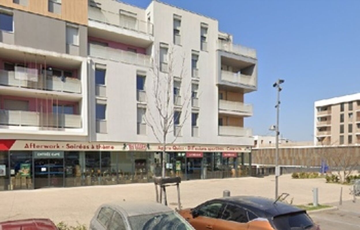 commerce 1 pièces 290 m2 à louer à Sathonay-Camp (69580)