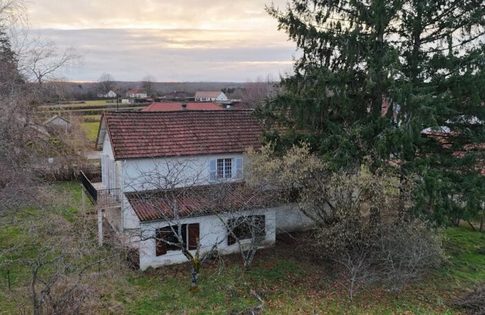 Maison sur 6 132 m² de terrain — photo 5