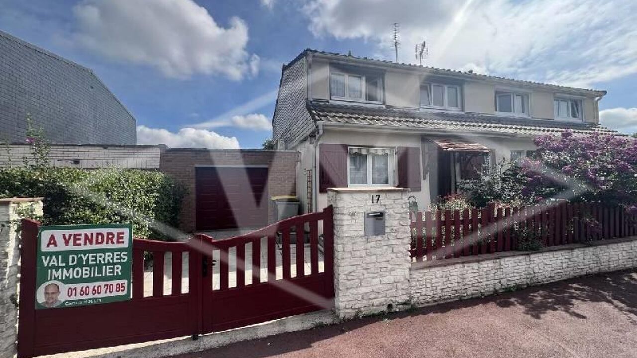 maison 4 pièces 83 m2 à vendre à Combs-la-Ville (77380)