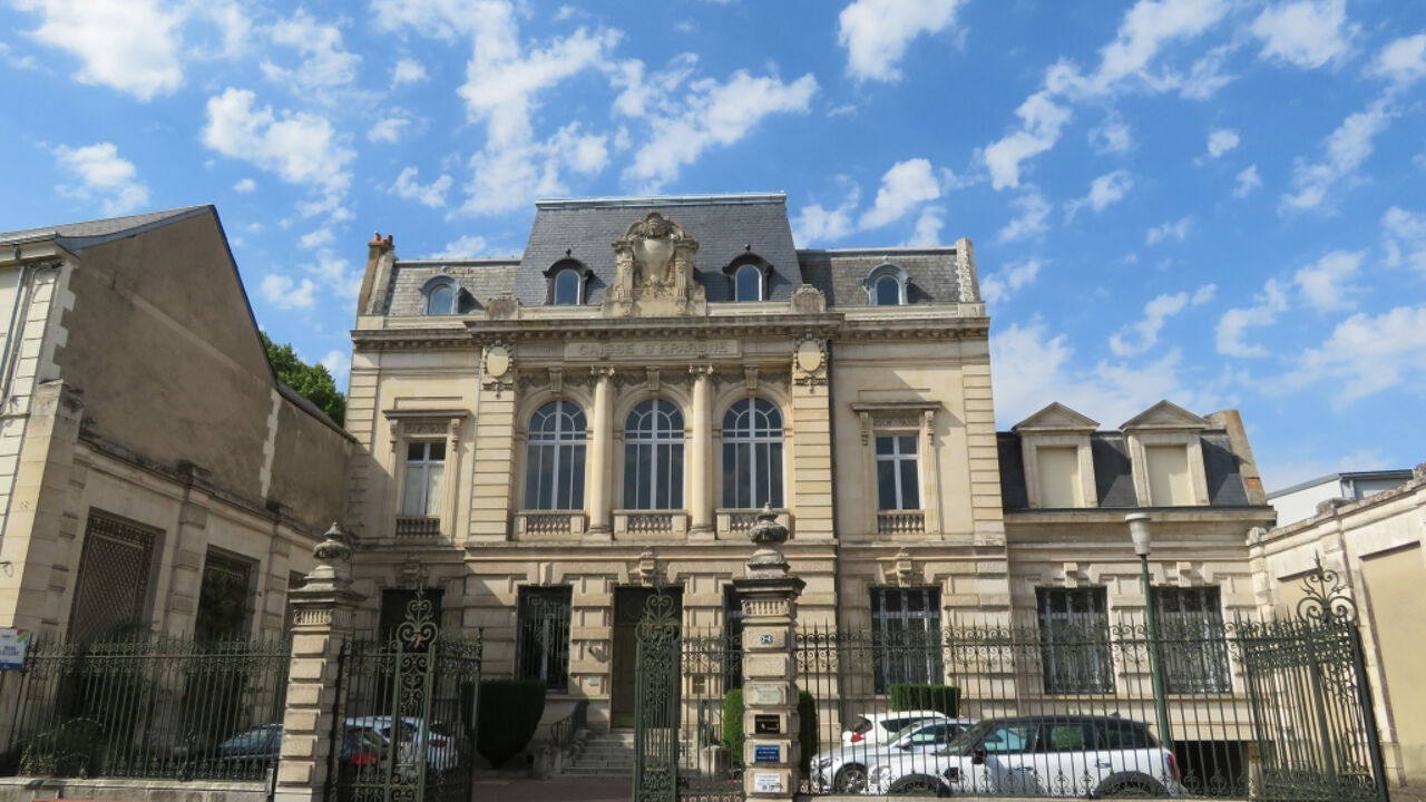 immeuble  pièces 518 m2 à vendre à Vendôme (41100)