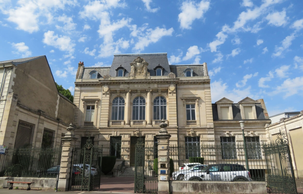 immeuble  pièces 518 m2 à vendre à Vendôme (41100)