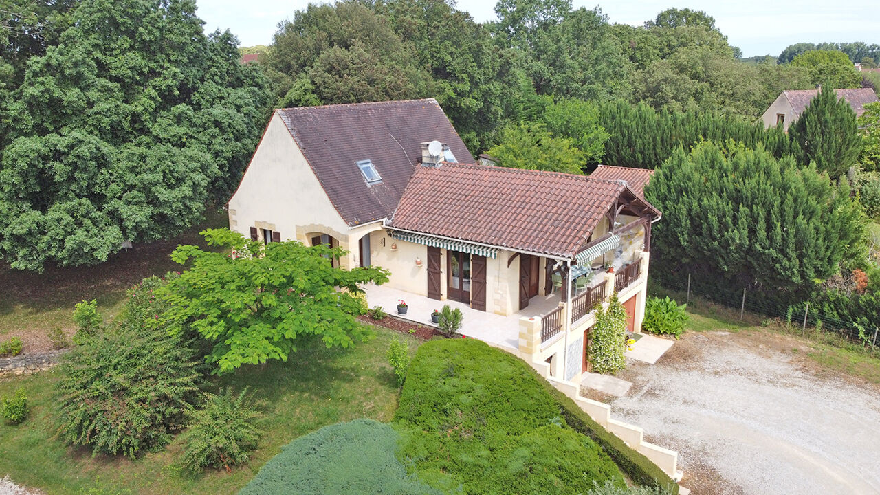 maison 5 pièces 124 m2 à vendre à Saint-Crépin-Et-Carlucet (24590)